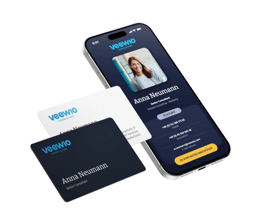 priVC NFC-Visitenkarte in der Hand